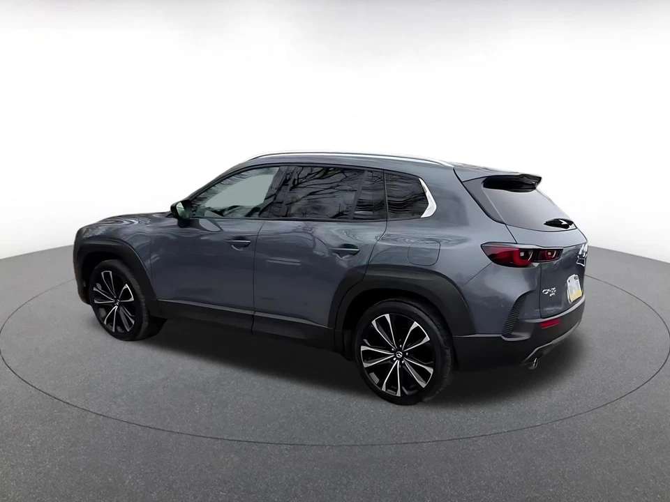 2025 Mazda CX-50 - Image 12 of 31