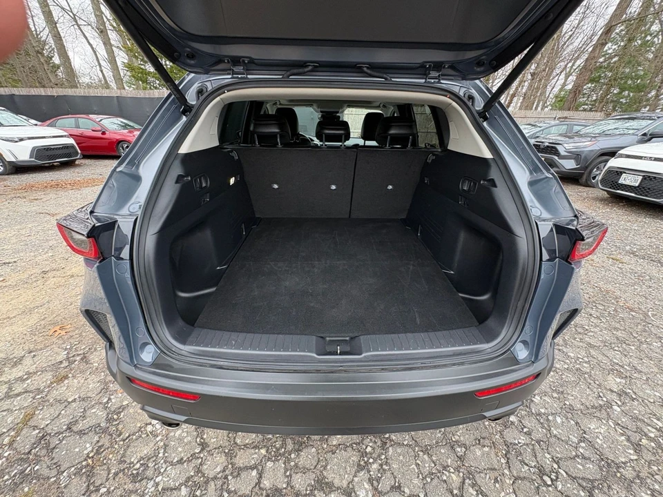 2025 Mazda CX-50 - Image 24 of 31