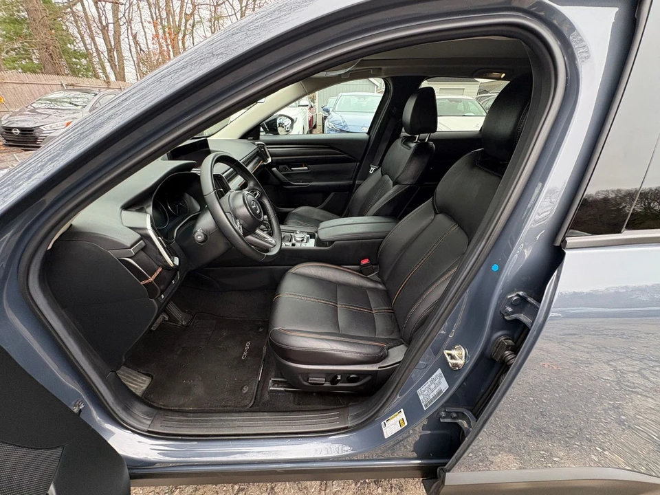 2025 Mazda CX-50 - Image 22 of 31