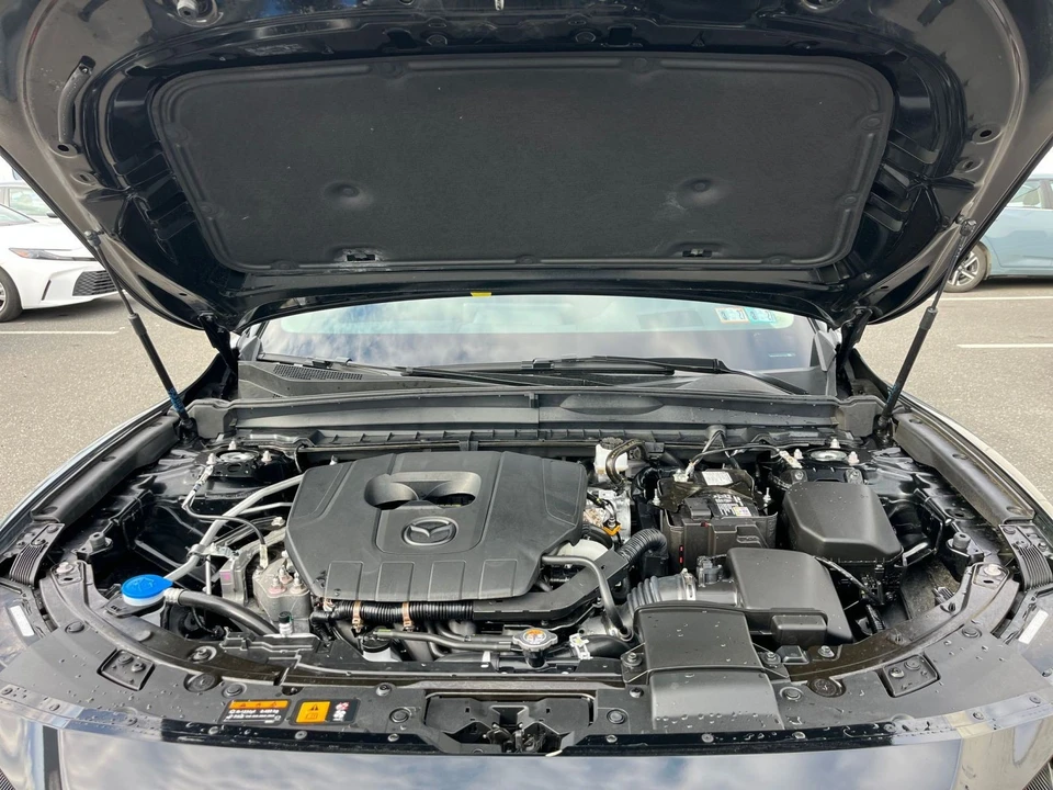 2025 Mazda CX-50 - Image 29 of 31