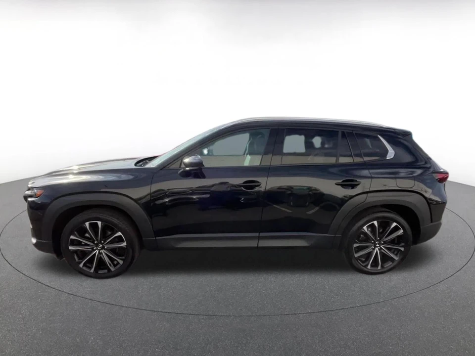 2025 Mazda CX-50 - Image 7 of 31