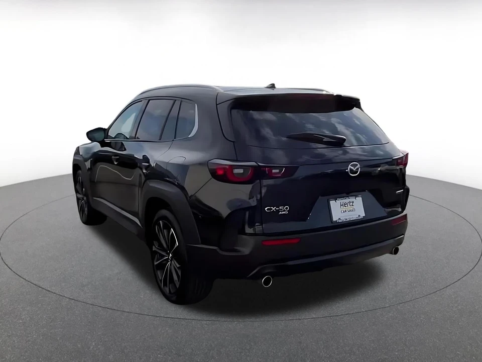 2025 Mazda CX-50 - Image 9 of 31