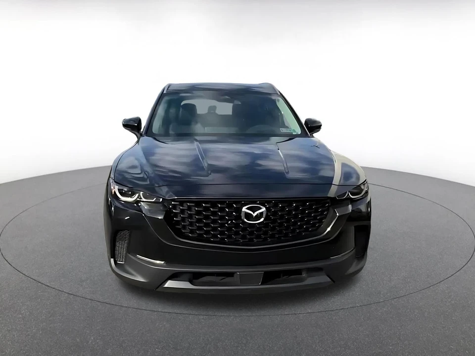 2025 Mazda CX-50 - Image 4 of 31