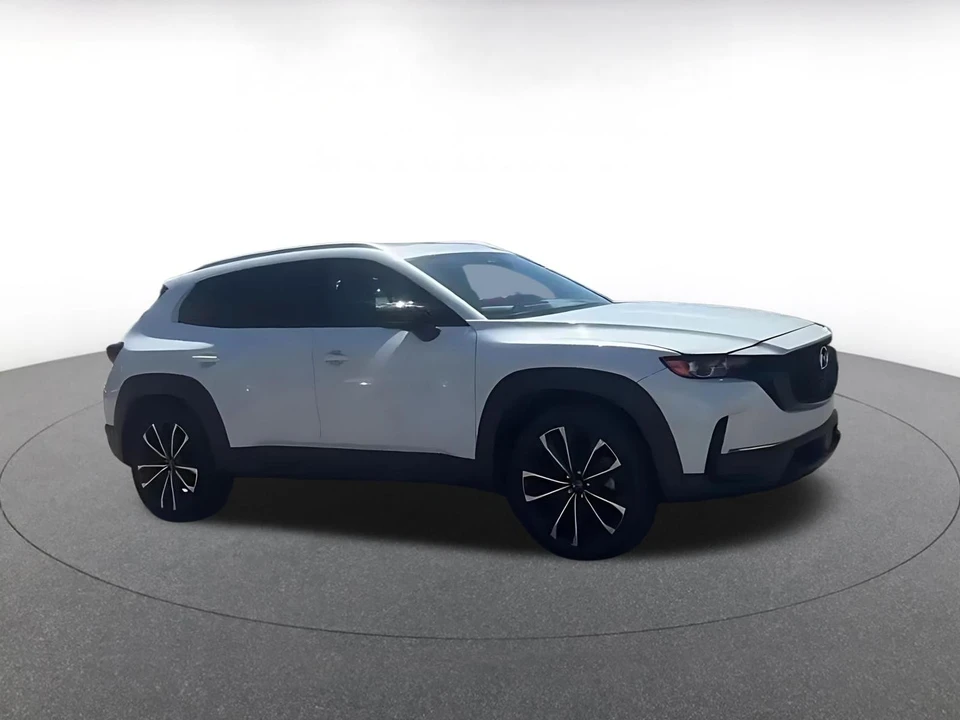 2025 Mazda CX-50 - Image 2 of 31