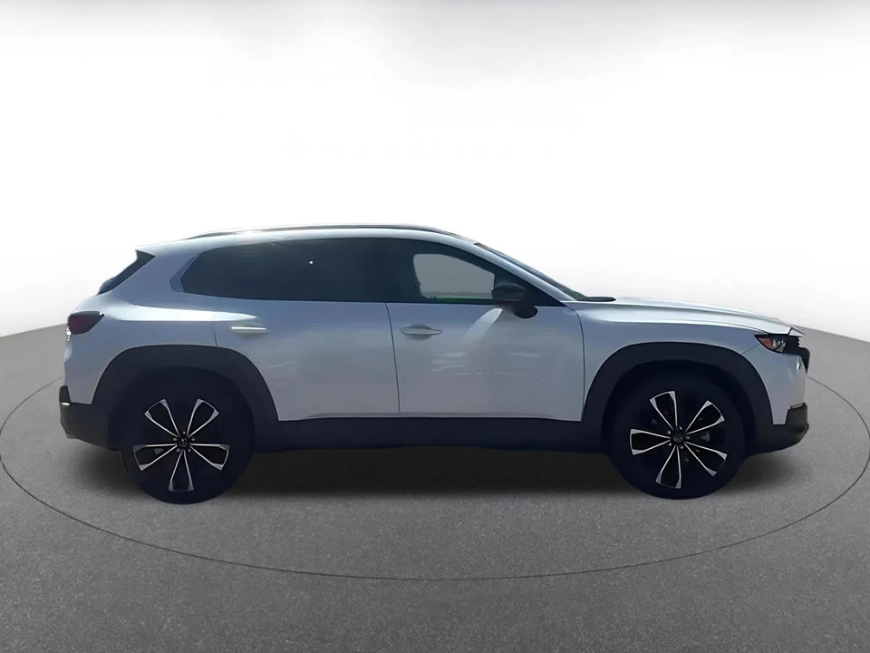 2025 Mazda CX-50 - Image 14 of 31