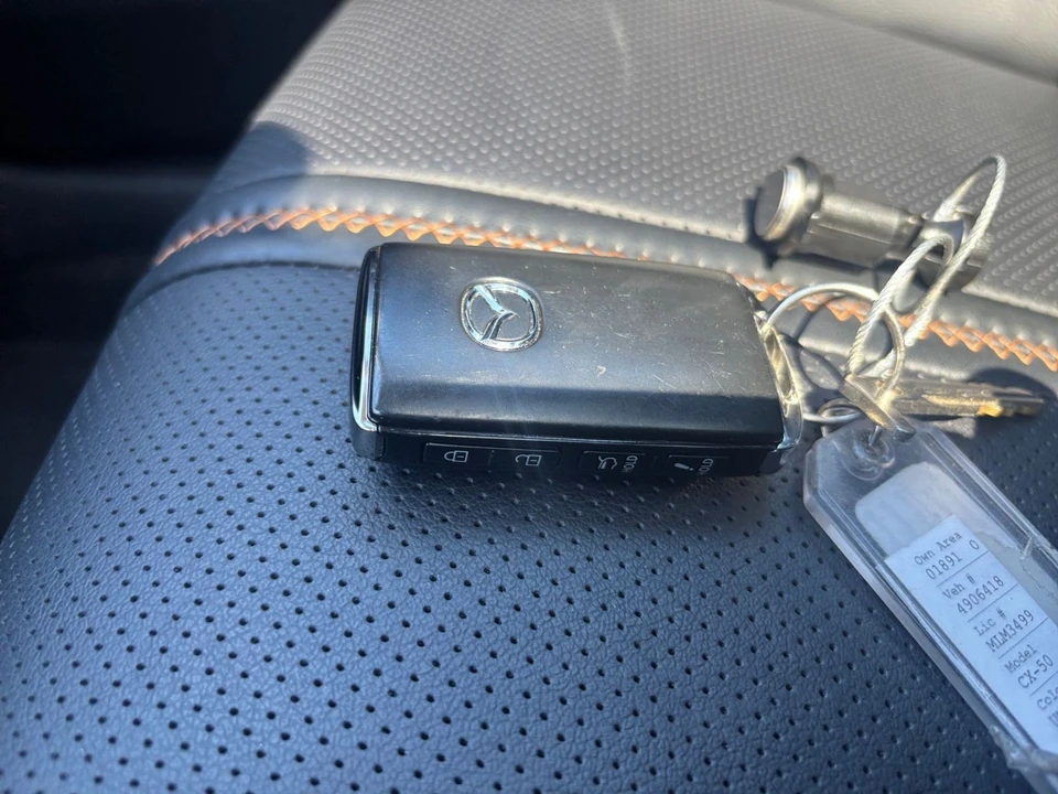 2025 Mazda CX-50 - Image 17 of 31