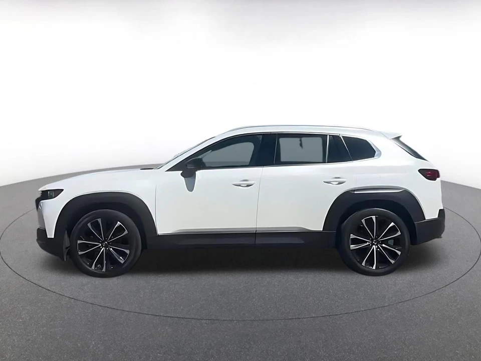 2025 Mazda CX-50 - Image 9 of 31