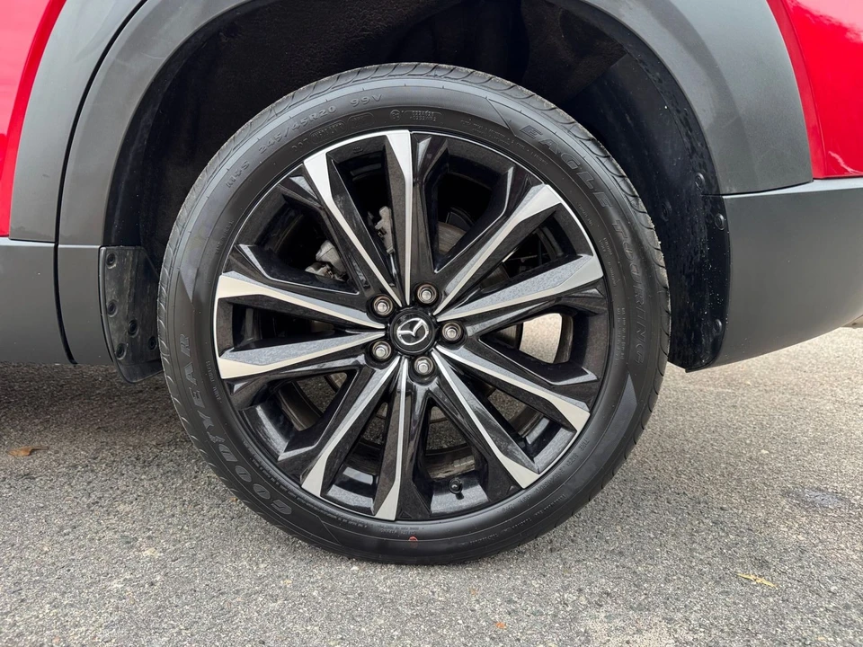 2025 Mazda CX-50 - Image 23 of 31