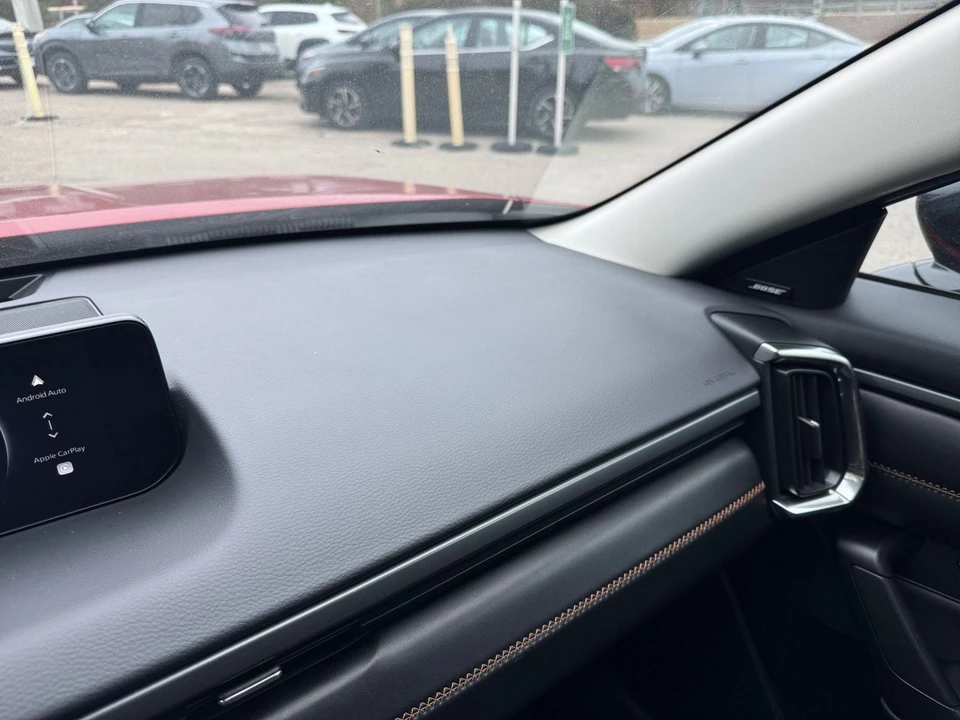 2025 Mazda CX-50 - Image 28 of 31