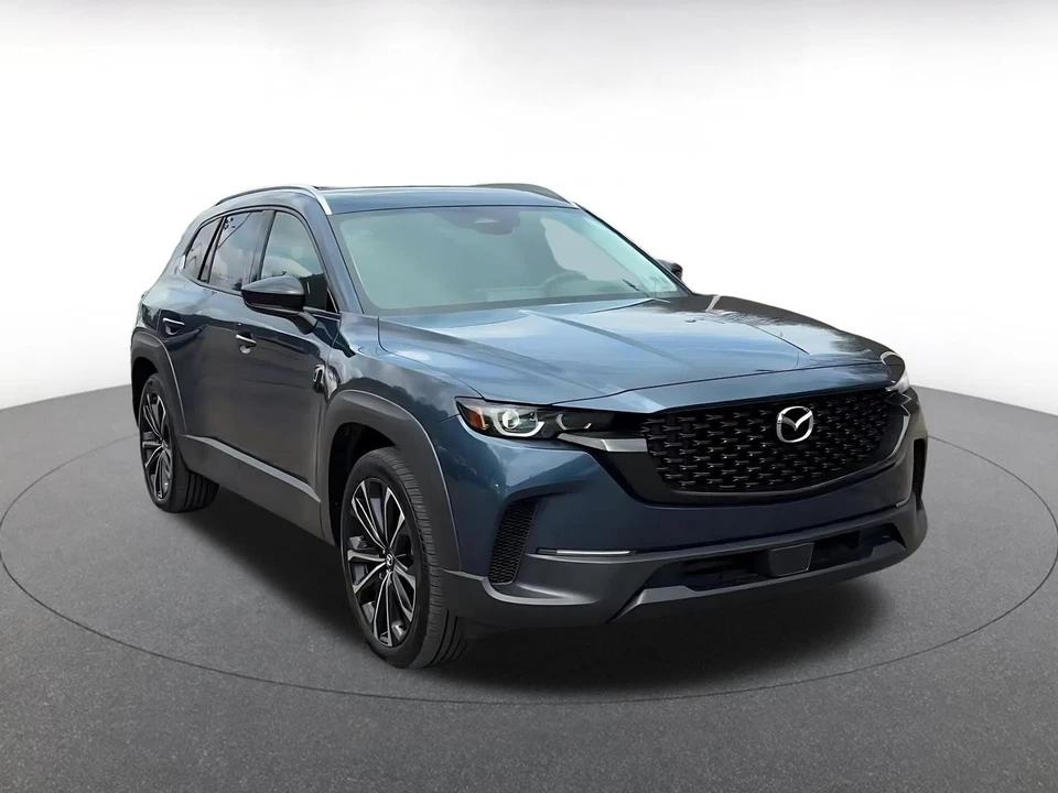 2025 Mazda CX-50 - Image 3 of 31