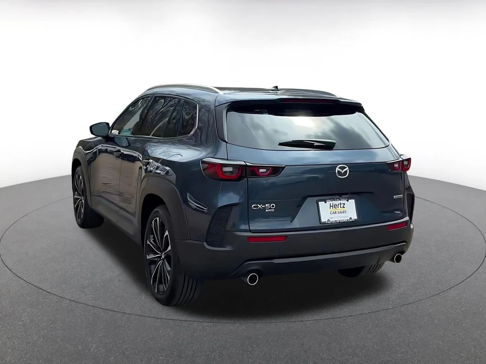 2025 Mazda CX-50 - Image 9 of 31