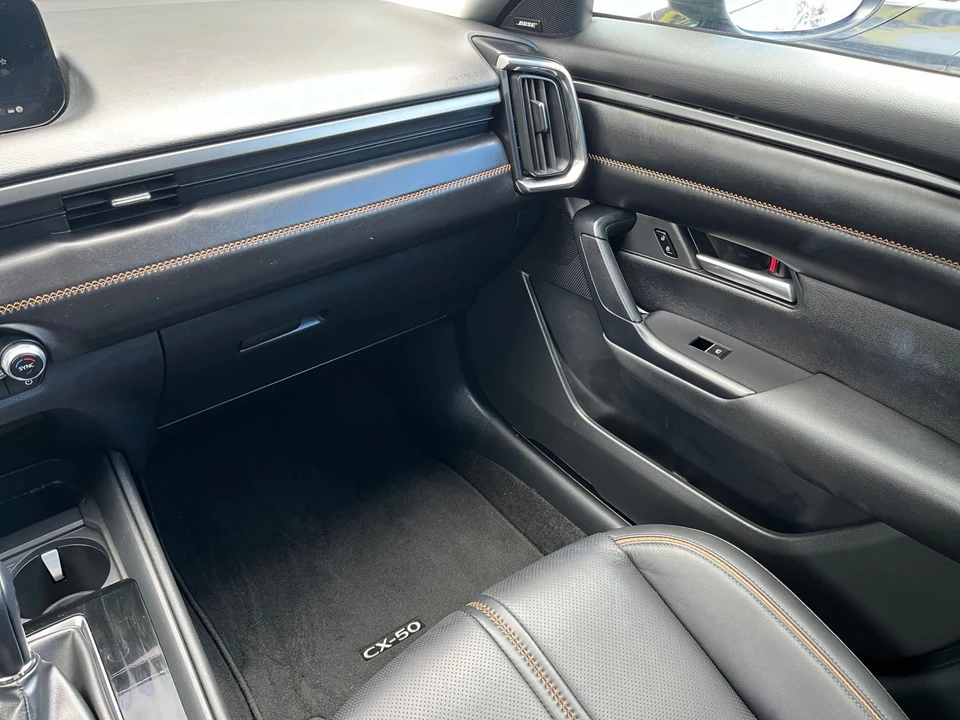 2025 Mazda CX-50 - Image 30 of 31