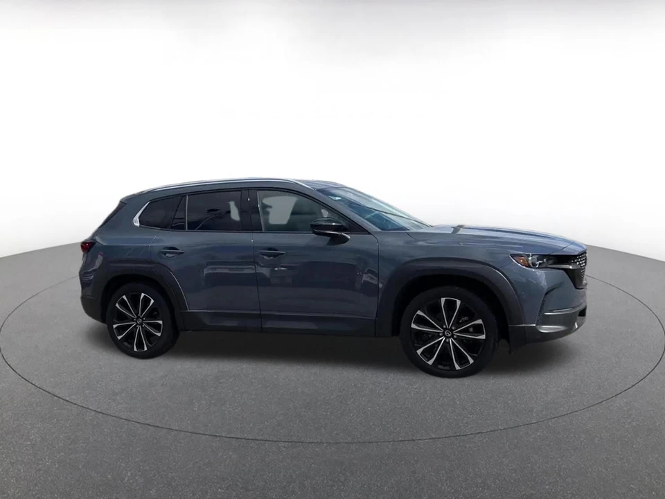 2025 Mazda CX-50 - Image 2 of 31
