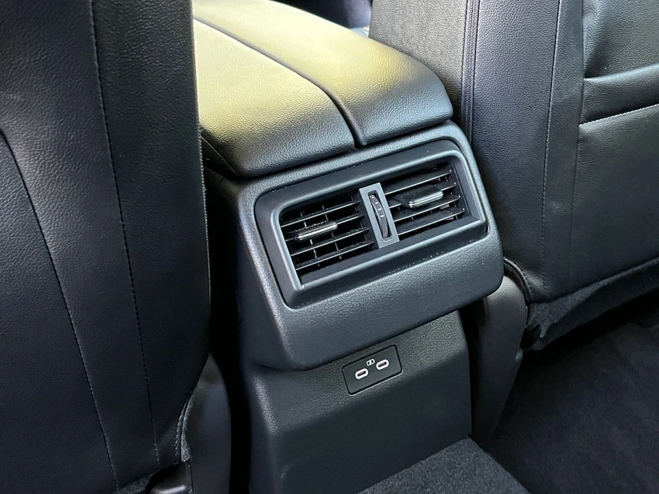 2025 Mazda CX-50 - Image 19 of 31
