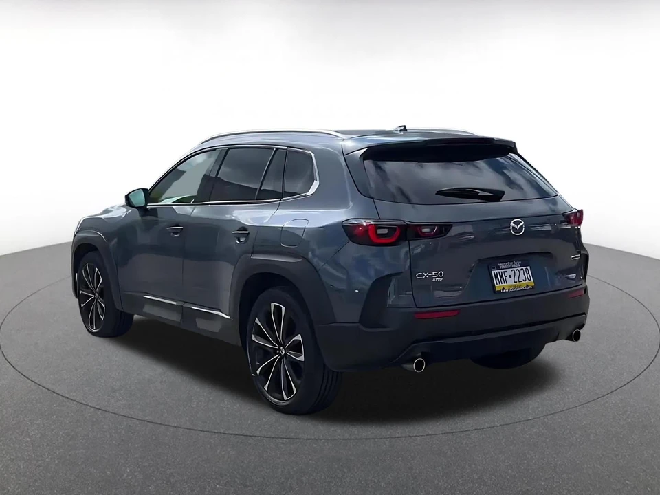 2025 Mazda CX-50 - Image 9 of 31