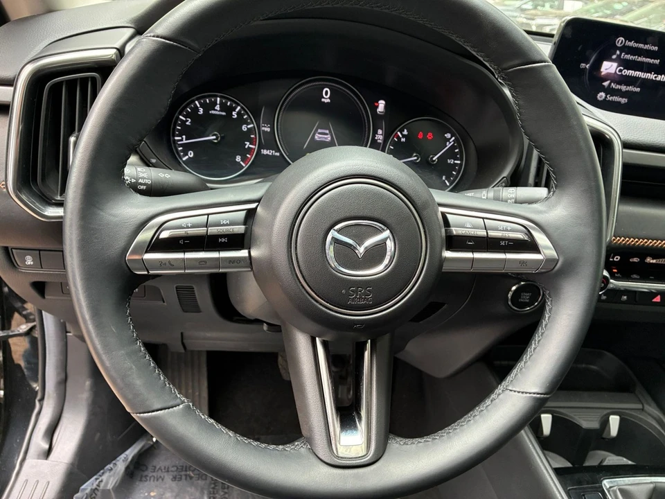 2025 Mazda CX-50 - Image 25 of 31