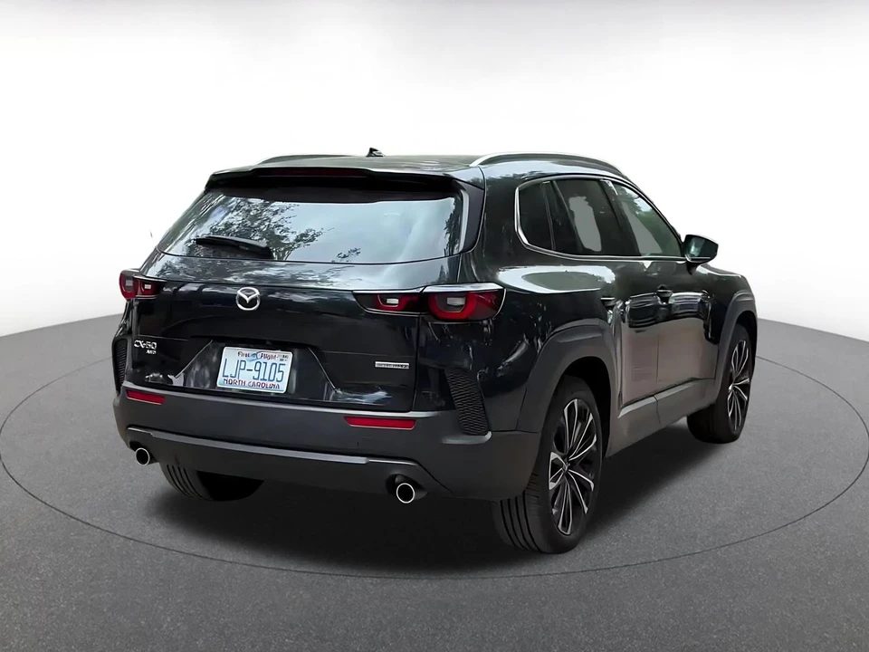 2025 Mazda CX-50 - Image 11 of 31