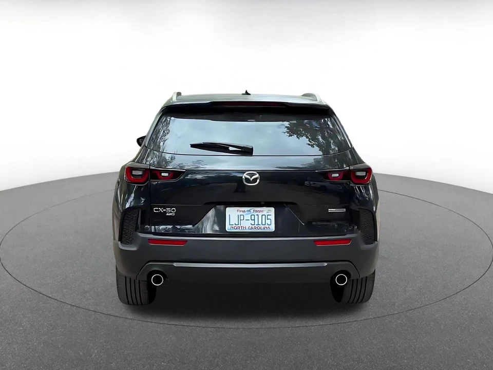 2025 Mazda CX-50 - Image 10 of 31