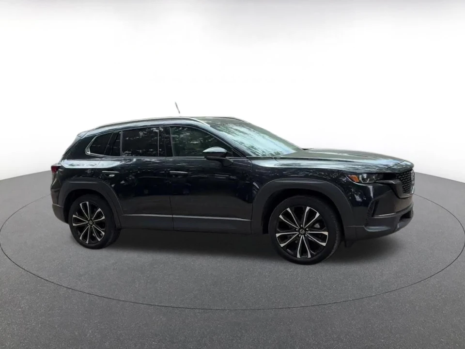 2025 Mazda CX-50 - Image 2 of 31