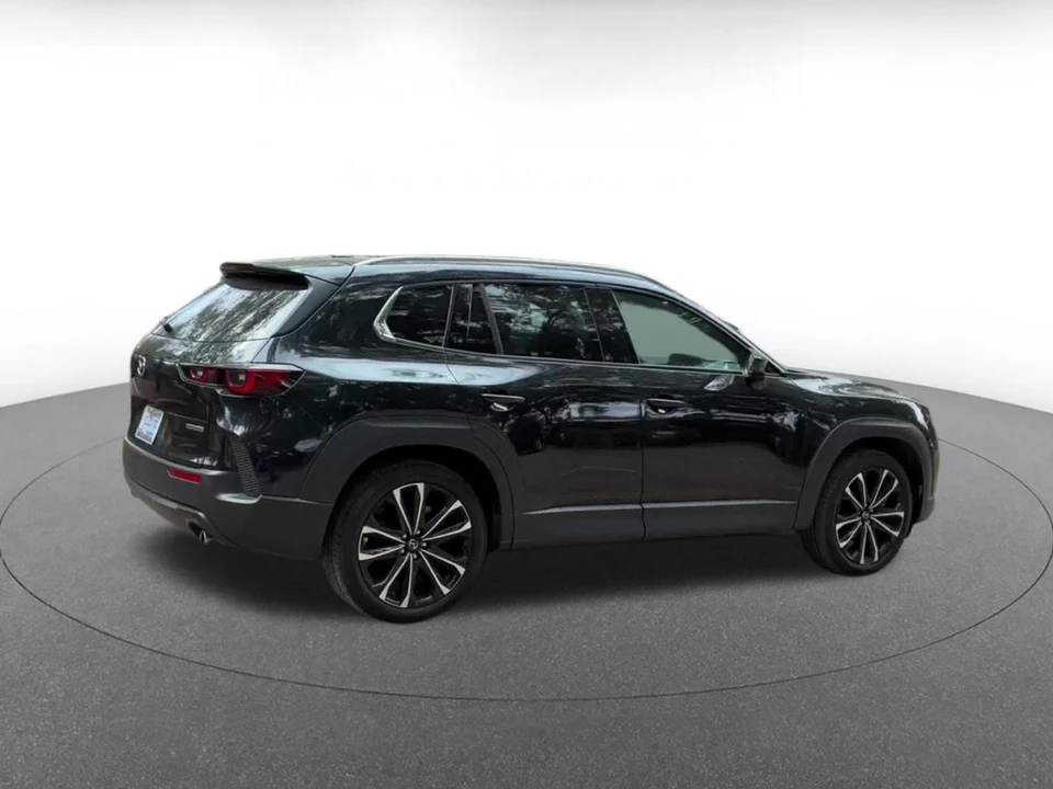 2025 Mazda CX-50 - Image 12 of 31