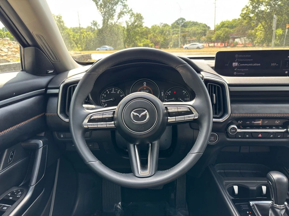 2025 Mazda CX-50 - Image 29 of 31