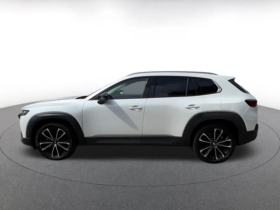 2025 Mazda CX-50 - Image 11 of 31