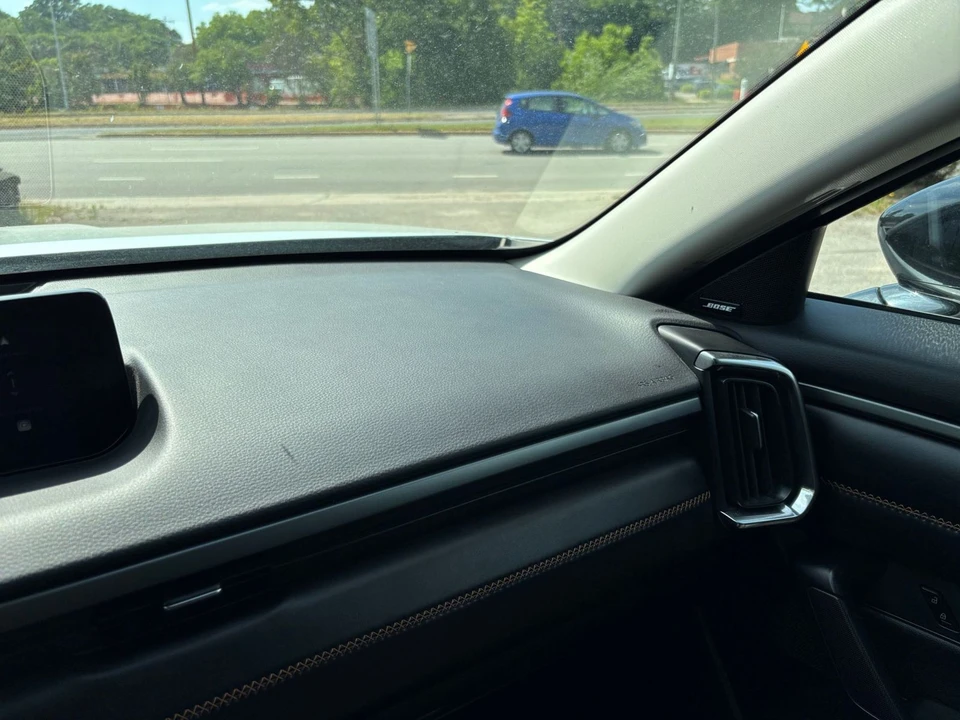 2025 Mazda CX-50 - Image 30 of 31