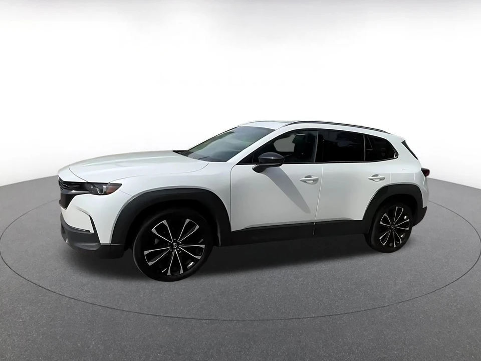 2025 Mazda CX-50 - Image 9 of 31