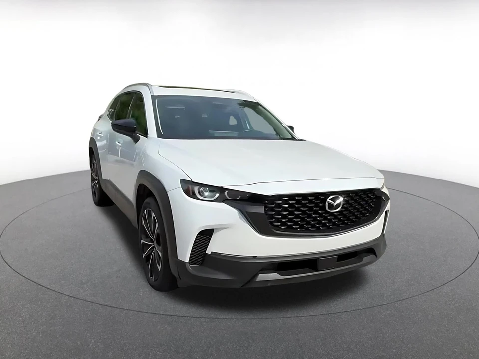 2025 Mazda CX-50 - Image 3 of 31