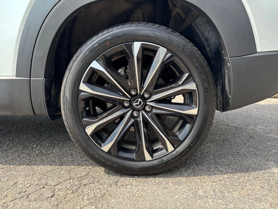 2025 Mazda CX-50 - Image 30 of 31