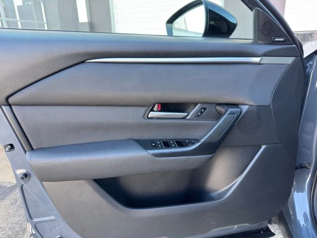 2025 Mazda CX-50 - Image 10 of 12