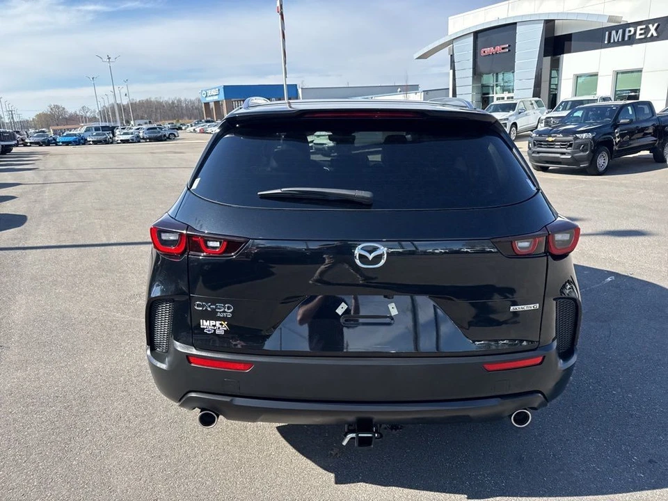 2025 Mazda CX-50 - Image 4 of 21