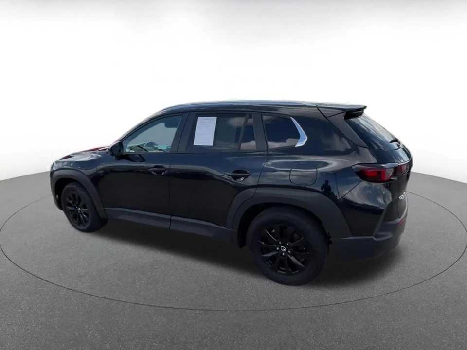 2025 Mazda CX-50 - Image 8 of 31