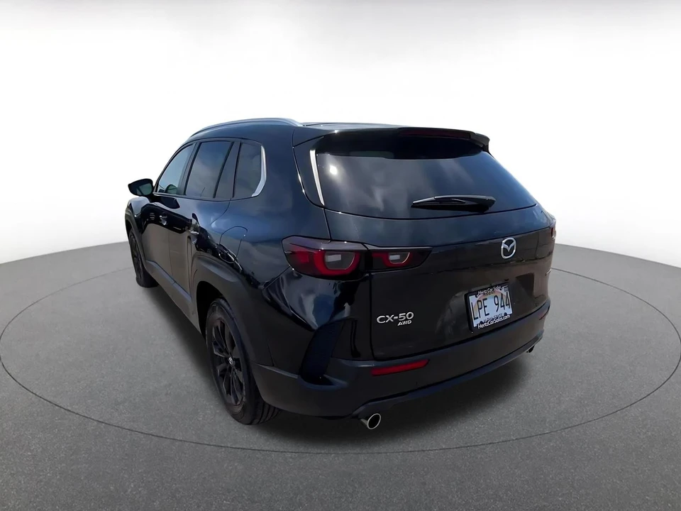 2025 Mazda CX-50 - Image 11 of 31