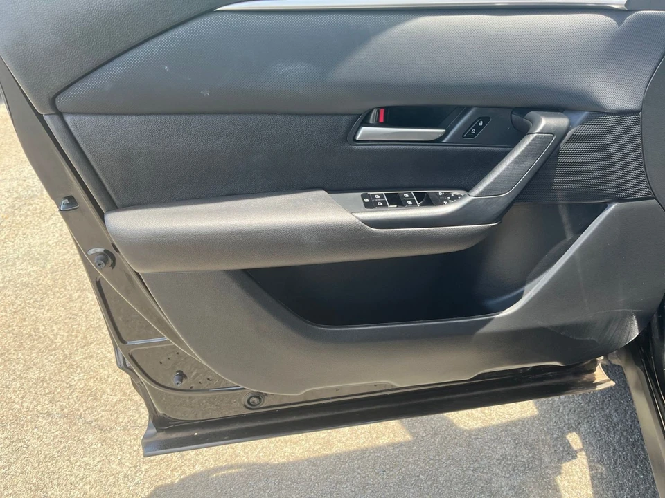 2025 Mazda CX-50 - Image 20 of 31