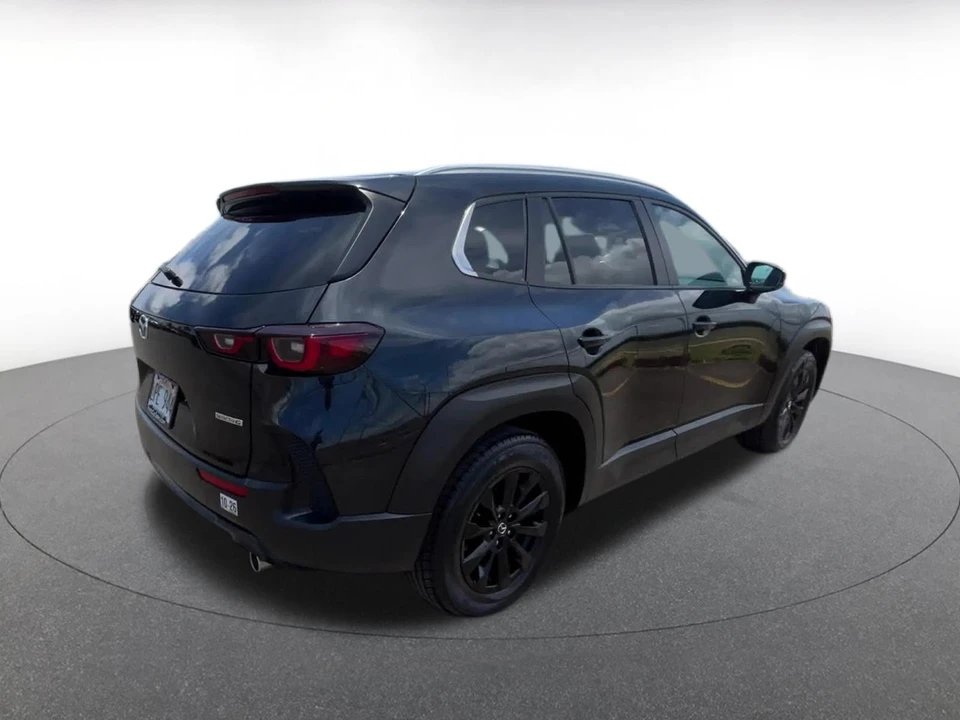 2025 Mazda CX-50 - Image 14 of 31