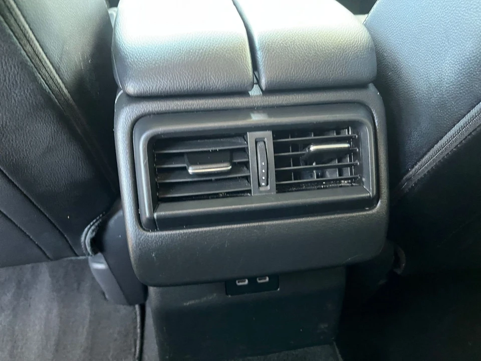 2025 Mazda CX-50 - Image 24 of 31