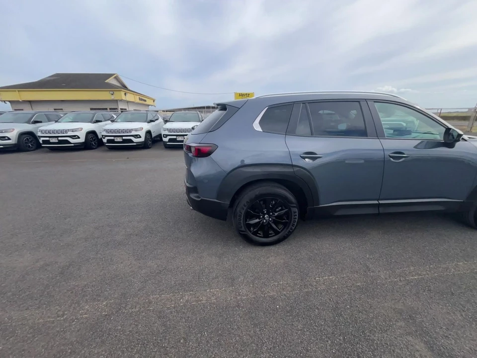 2025 Mazda CX-50 - Image 18 of 31