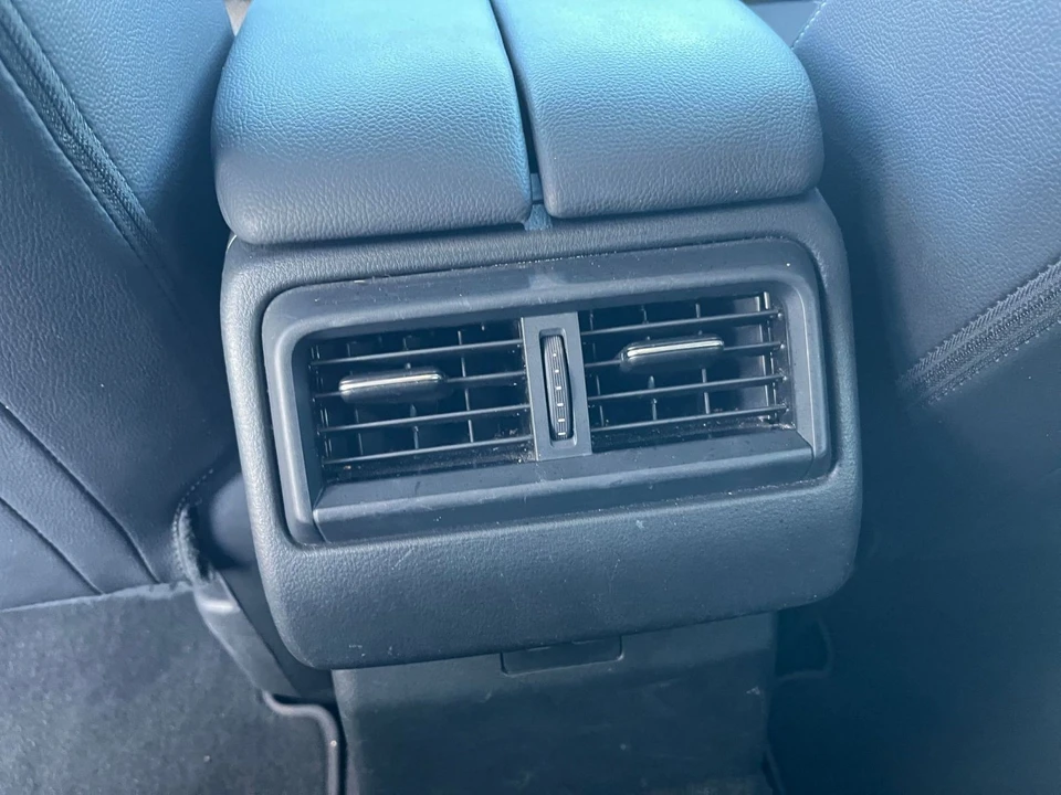 2025 Mazda CX-50 - Image 24 of 31