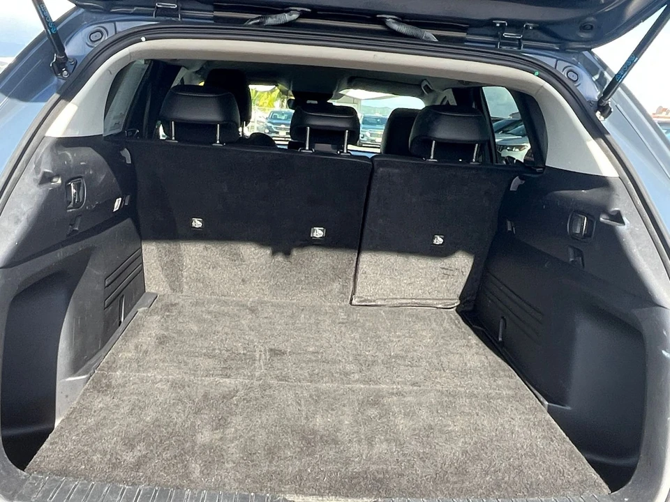 2025 Mazda CX-50 - Image 28 of 31