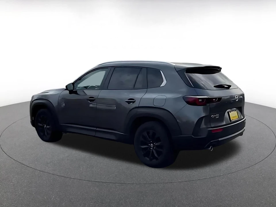 2025 Mazda CX-50 - Image 8 of 31