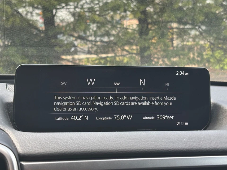 2025 Mazda CX-50 - Image 16 of 31