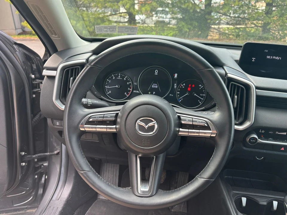 2025 Mazda CX-50 - Image 24 of 31