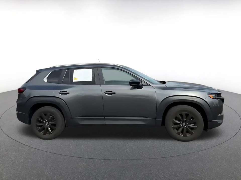 2025 Mazda CX-50 - Image 13 of 31