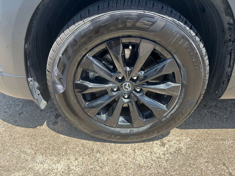 2025 Mazda CX-50 - Image 30 of 31