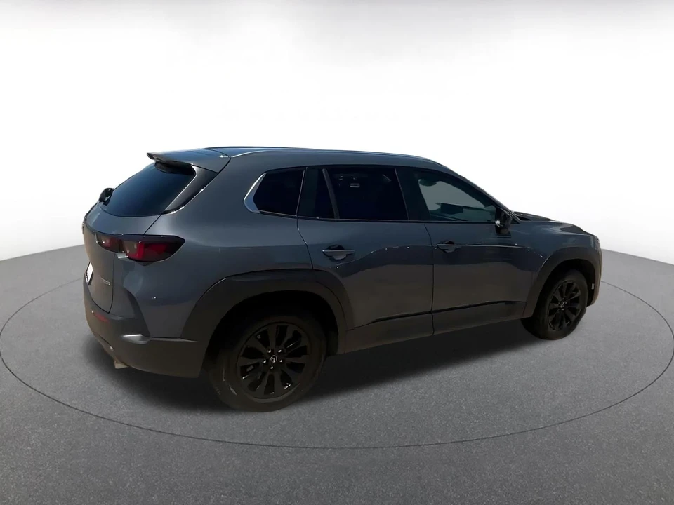2025 Mazda CX-50 - Image 16 of 31