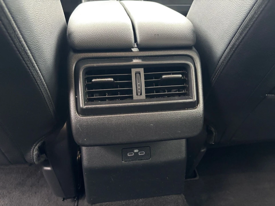 2025 Mazda CX-50 - Image 19 of 31