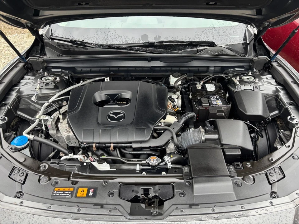 2025 Mazda CX-50 - Image 27 of 31