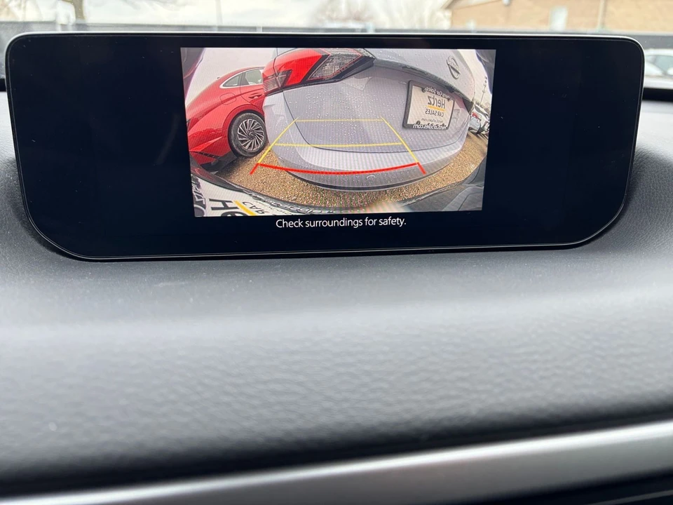 2025 Mazda CX-50 - Image 20 of 31