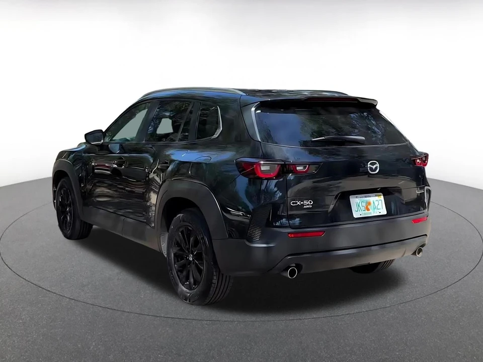2025 Mazda CX-50 - Image 9 of 31